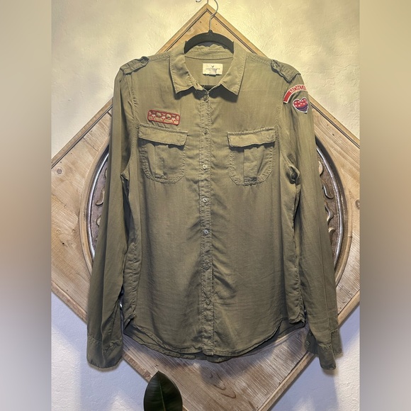 American Eagle Outfitters Tops - American Eagle Olive Green Military Top button up